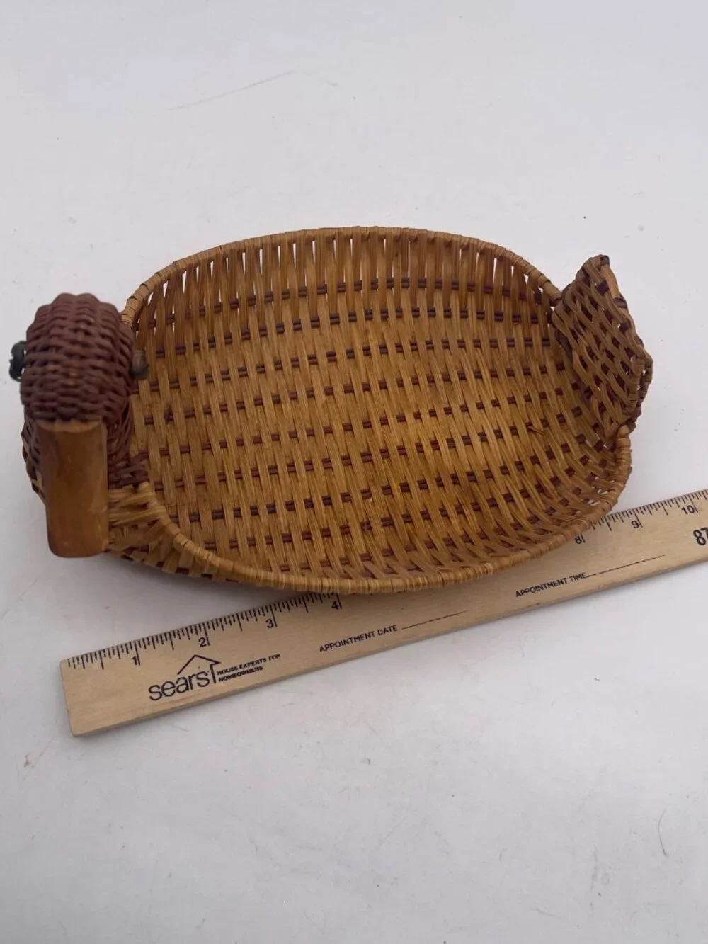 Vintage Brown Wicker Duck-Shaped Oval Decorative Basket 10